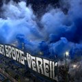 Plavo je opet u modi: Spektakularna koreografija navijača HSV