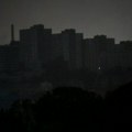 Trenutak kada je Kijev u sekundi utonuo u tamu: Više od pola grada bez struje usled ruskog masovnog napada (foto/video)