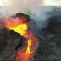 Evakuacija više od 900 ljudi! Erupcija vulkana Semeru u Indoneziji