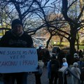FOTO, VIDEO: Građani i studenti na skupu podrške novosadskim aktivistima pred početak suđenja