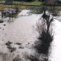 Površinske vode zadaju muke meštanima: U čačanskom kraju padavine izazvale nagli porast vodostaja reka