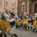 Vršački venac: U Vršcu otvoren Međunarodni festival folklora, u Banat stigli ansambli iz celog sveta