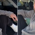 Noga u gipsu, a on se snima iz gepeka: Aca Kos se oglasio posle izlaska iz bolnice, evo ko mu pravi društvo (video)