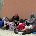 Kombi pun migranata upao u jarak u S.Makedoniji