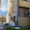 Foto-vest: Obrušio se deo fasade sa zgrade u Nišu