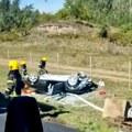 Teška nesreća na putu Novi Sad – Beograd: Automobil sleteo s puta i prevrnuo se