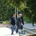 Očigledno nije navikao: Pogledajte kako Dejan Vuk Stanković trkom beži od građana VIDEO