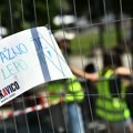 Peto jutro blokade raskrsnice ispred Vlade Srbije: Profesori najavili da ostaju do ispunjenja sva tri zahteva