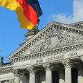 Bundestag traži instruktore joge i pilatesa kako bi smanjili stres zaposlenih