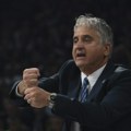 Kokoškov odmorio Larkina posle Partizana, Efes ubedljiv