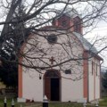 Obijena crkva u Gornjoj Gušterici kod Prištine