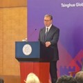 Vučić drži predavanje na Univerzitetu "Ćinghua" u Pekingu, obišao muzej Komunističke partije Kine