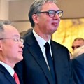 "Pružili su ruku kada je Srbiji bilo najteže" Vučić na prijemu povodom Nacionalnog dana Kine: "Živelo čelično prijateljstvo"…