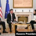 Lajčak i Eskobar sa predsjednicom Kosova, opozicijom i Srpskom listom o rešenjima krize