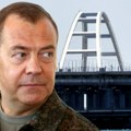 "Oni razumeju samo jezik sile i nehumane metode": Medvedev pobesneo zbog Krimskog mosta, najavljuje osvetu