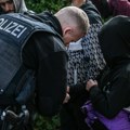 Nemačka: Najmanje sedam migranata poginulo, 16 povređeno u udesu kombija