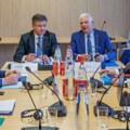 Razgovori Vučića i Kurtija sa evropskim posrednicima i dalje traju