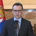 "Kurti čini sve da ugrozi mir i protera Srbe sa Kosova!" Petar Petković dao izjave za medije nakon sastanka Vučića i…