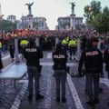 Više od 4.000 policajaca biće angažovano tokom inauguracije novog pape