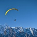Čovek u Kini preživeo paraglajding na 8.500 metara