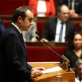 Lecornu dobio ključnu podršku socijalista uoči glasanja o nepoverenju