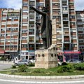 Bitka za glasove preko srpskih simbola: Šta se krije iza najnovijih poteza Aljbina Kurtija? (video)