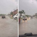 Poplavljene ulice u gradu u Srbiji: Dramatični snimci nevremena (video)