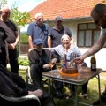 Ruka u ruci: kako se čuva brak sedam decenija