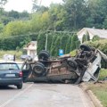 (Foto) Poginula žena u saobraćajnoj nesreći kod Gadžinog Hana, troje povređenih, među njima i dete (7)
