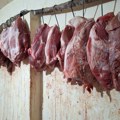 Palo prvo hapšenje zbog širenja svinjske kuge: U Salašu Noćajskom pronađeno 7.060 kilograma mesa bez porekla