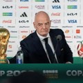 Britanski premijer udario na infantina: On nije pravi čovek da vodi Fifa