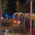 Delije GSP autobusima krenule sa Marakane na večiti derbi u Arenu: Pogledajte snimak sa stadiona Zvezde