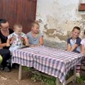 IMA 30 GODINA I SEDMORO DECE! Valentina je samohrana majka sa Vlasine: Muž joj je umro kada su ga pogodila TRI INFARKTA, a ona…