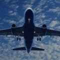 Avion zadržan zbog sumnje u trgovinu ljudima napustiće danas Francusku