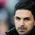 Arsenal prelomio - Arteta merka našeg Ducu