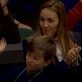 Novak pobeđuje, Stefan „skida“ poteze (VIDEO)