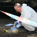 "Prizor je bio stravičan" Stanari zgrade o devojci čije je telo nađeno ispred solitera