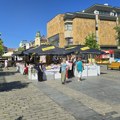 Bazar socijalnih proizvoda u Pešačkoj zoni: Rukotvorine kragujevačkih udruženja građana (FOTO)