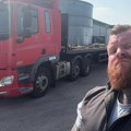 Kamiondžija uzeo ogromnu kesu omiljenih bombona Srba pa zaglavio u bolnici - kad je doktorima rekao koliko je pojeo, zanemeli…