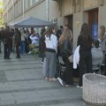 Učenici Pete u blokadi: V.d. direktorka je ta koja okupira našu školu, ostajemo ovde do ispunjenja zahtava