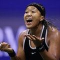 Osaka izašla u maksi haljini pa imitirala Alena Ajversona