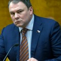 Ruski poslanici odobrili zakon kojim se zabranjuje promena pola