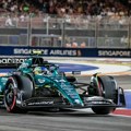 "Godzilin mali" pretrčavao stazu Prava pometnja u Formuli 1 u Singapuru, Fernando Alonso "oči u oči" za ogromnim gušterom…