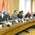 Petković sa ambasadorima Kvinte: Pitanje upotrebe dinara na Kosovu i Metohiji što pre rešiti