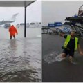 (Video) Veliki španski aerodrom pod vodom: Turisti zarobljeni, paralisan saobraćaj