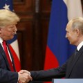 Песков није искључио могућност да ће Путин разговарати са Трампом