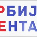 Da li se Vučić plaši svog naroda, pa ne pravi paradu u Beogradu i dokazuje lojalnost Putinu