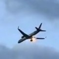 Drama iznad Krfa Avion sa preko 200 putnika zahvatio plamen motor se zapalio, putnici u panici! (video)