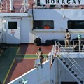 Makronov morski spektakl potonuo za dva dana