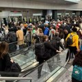 EES sistem izazvao haos na aerodromima: Na ovih 7 je najgore, putnici čekaju satima, Evropska komisija ipak tvrdi da sve…
